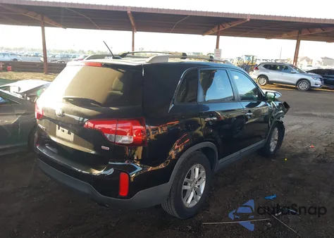 2014 Kia Sorento Lx V6 z USA, uszkodzony, nr VIN 5XYKT4A73EG472360